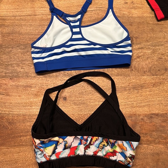 3 sport bras - Picture 2 of 4